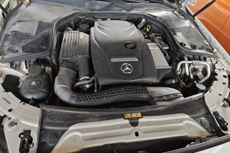 Used Mercedes-Benz C-Class 2015 C 200 station wagon Engine Bay