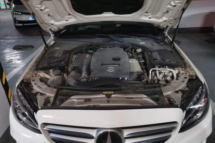 Used Mercedes-Benz C-Class 2015 Revised C 200 L Sport Edition Engine Bay