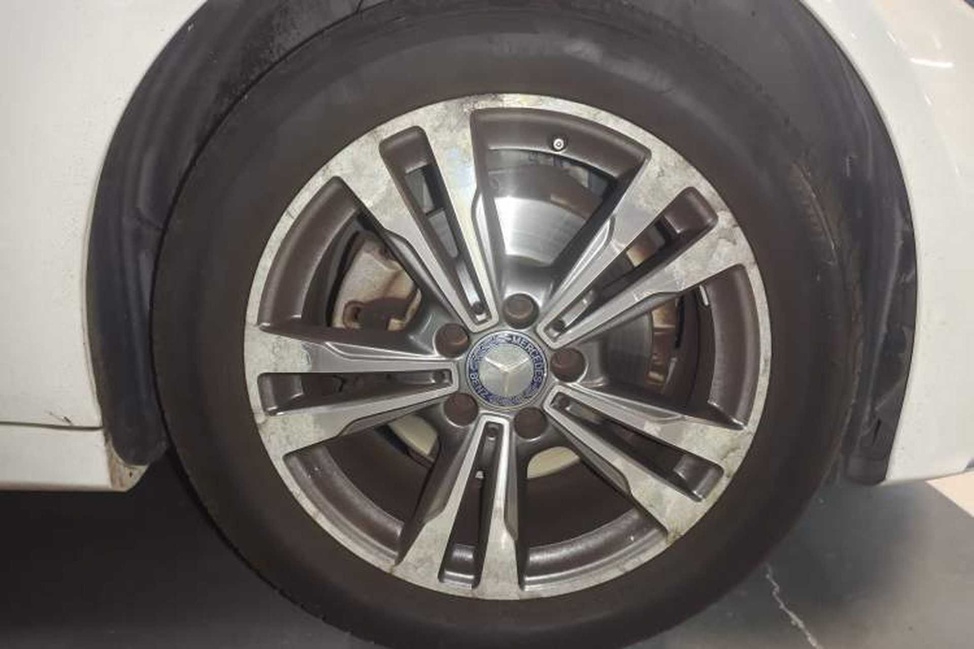 Used Mercedes-Benz C-Class 2015 Revised C 200 L Sport Edition Exterior 1