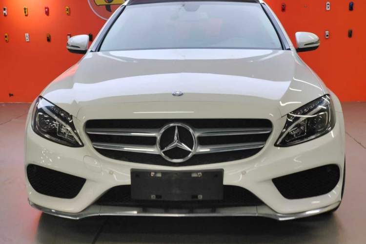 Used Mercedes-Benz C-Class 2015 C 200 station wagon Exterior 1