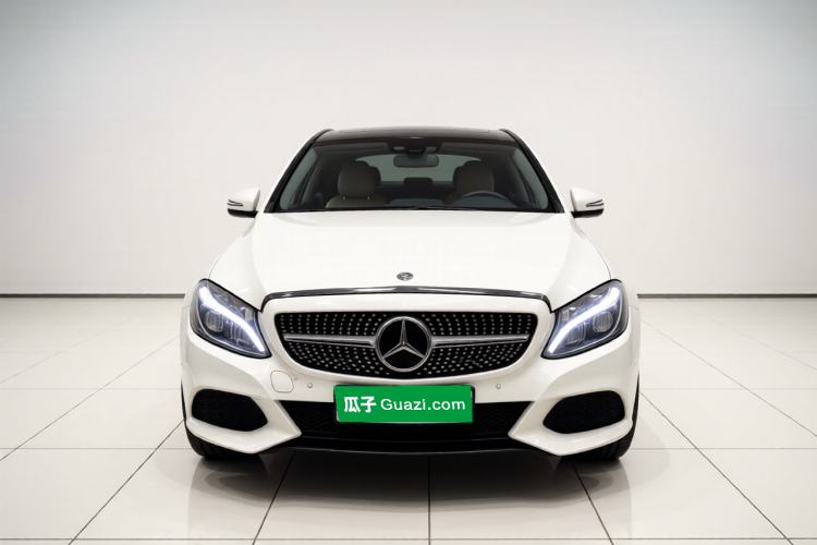 Used Mercedes-Benz C-Class 2015 Facelift C 200 L Exterior 1