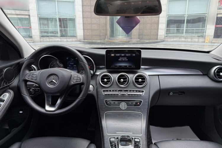 Used Mercedes-Benz C-Class 2015 C 200 station wagon Exterior 11
