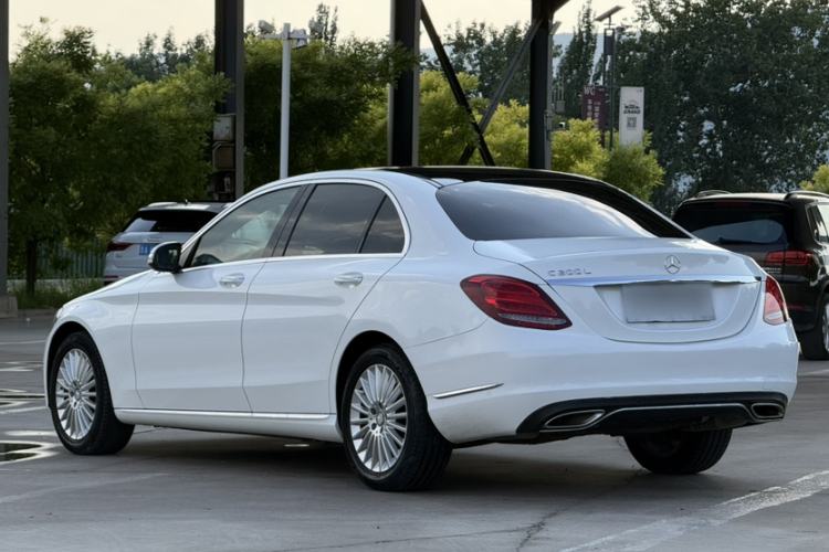 Used Mercedes-Benz C-Class 2015 C 200 L Exterior 13