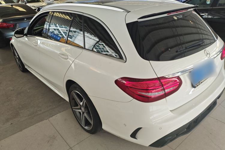 Used Mercedes-Benz C-Class 2015 C 200 station wagon Exterior 2