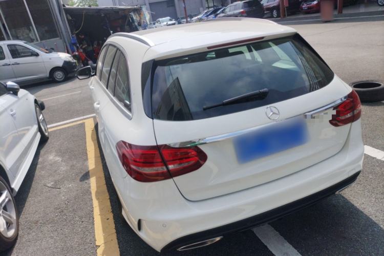 Used Mercedes-Benz C-Class 2015 C 200 station wagon Exterior 2