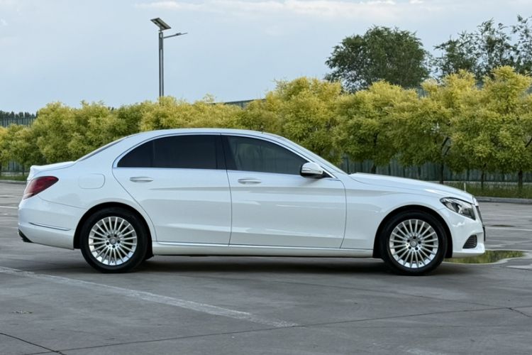 Used Mercedes-Benz C-Class 2015 C 200 L Exterior 2