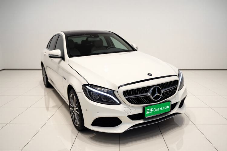 Used Mercedes-Benz C-Class 2015 Facelift C 200 L Exterior 2