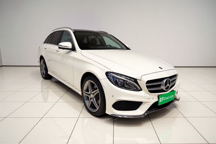 Used Mercedes-Benz C-Class 2015 C 200 station wagon Exterior 2
