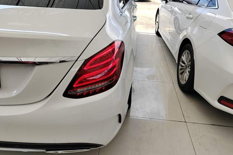 Used Mercedes-Benz C-Class 2015 Revised C 200 L Sport Edition Exterior 3