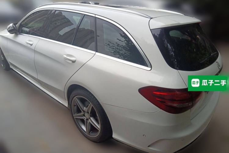 Used Mercedes-Benz C-Class 2015 C 200 station wagon Exterior 3