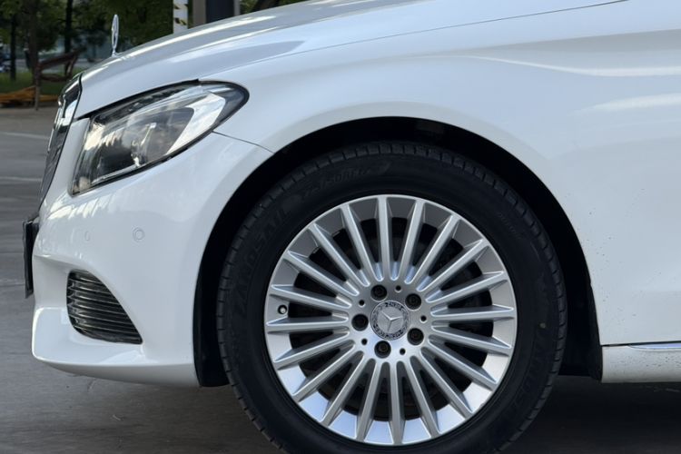 Used Mercedes-Benz C-Class 2015 C 200 L Exterior 3