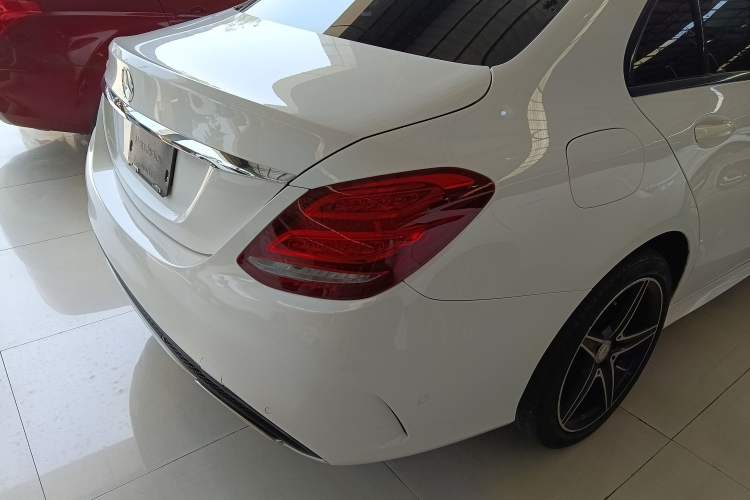 Used Mercedes-Benz C-Class 2015 C 300 Sport Edition Exterior 3
