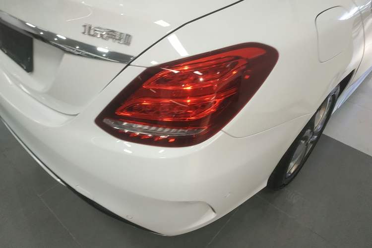 Used Mercedes-Benz C-Class 2015 C 200 L Sport Edition Exterior 3