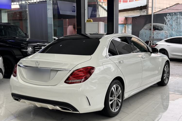 Used Mercedes-Benz C-Class 2015 Revised C 200 L Sport Edition Exterior 4