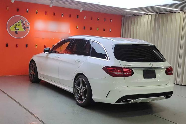 Used Mercedes-Benz C-Class 2015 C 200 station wagon Exterior 4