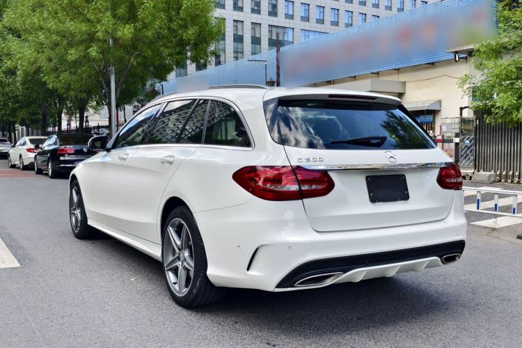 Used Mercedes-Benz C-Class 2015 C 200 station wagon Exterior 4