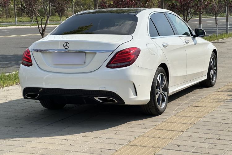 Used Mercedes-Benz C-Class 2015 Revised C 200 L Sport Edition Exterior 4
