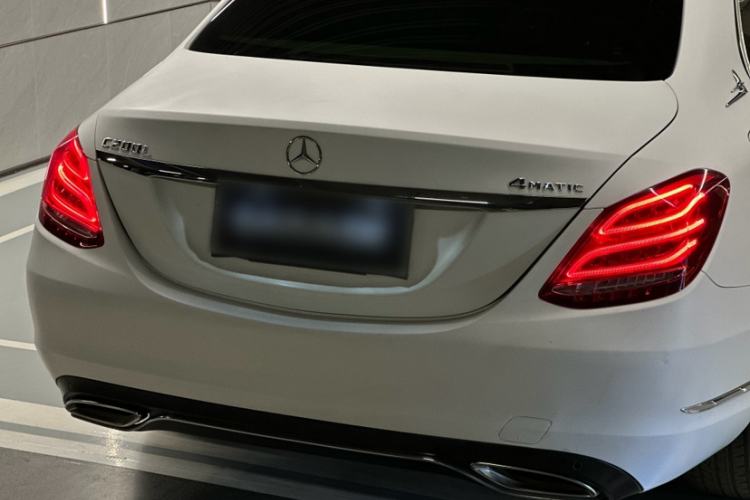Used Mercedes-Benz C-Class 2015 C 200 L 4MATIC Exterior 4