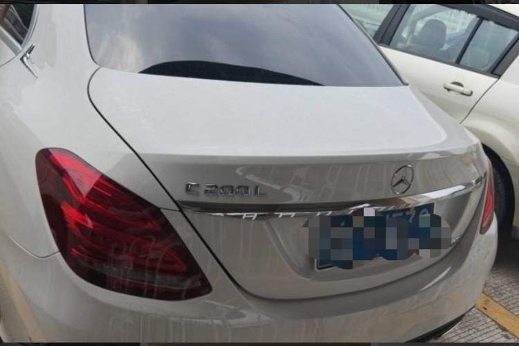 Used Mercedes-Benz C-Class 2015 Revised C 200 L Sport Edition Exterior 4