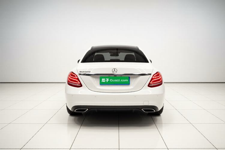 Used Mercedes-Benz C-Class 2015 Facelift C 200 L Exterior 4