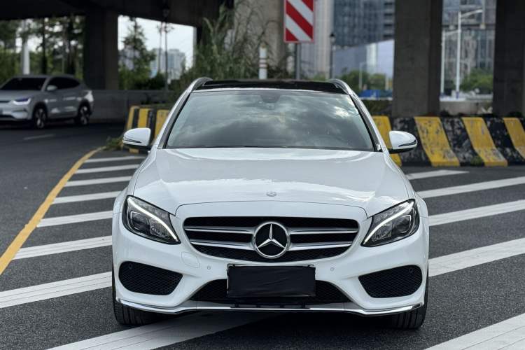 Used Mercedes-Benz C-Class 2015 C 200 station wagon Exterior 5