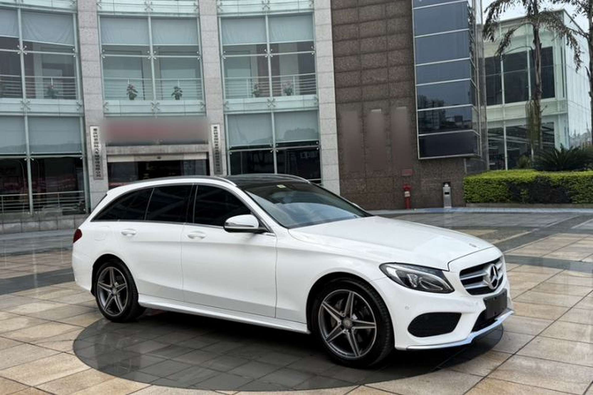 Used Mercedes-Benz C-Class 2015 C 200 station wagon Exterior 5
