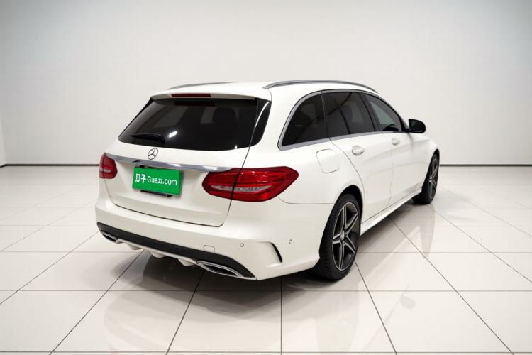 Used Mercedes-Benz C-Class 2015 C 200 station wagon Exterior 5