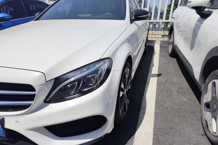 Used Mercedes-Benz C-Class 2015 C 200 Sport Edition 4MATIC Exterior 6