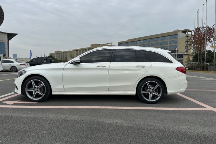 Used Mercedes-Benz C-Class 2015 C 200 station wagon Exterior 6