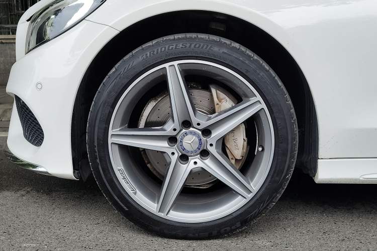 Used Mercedes-Benz C-Class 2015 C 200 station wagon Exterior 7