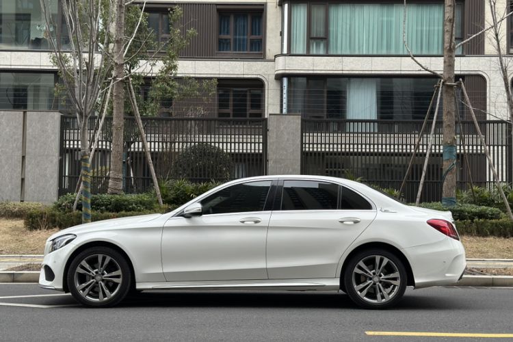 Used Mercedes-Benz C-Class 2015 C 200 L 4MATIC Sport Edition Exterior 8