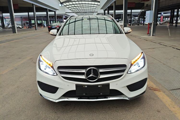 Used Mercedes-Benz C-Class 2015 C 200 station wagon Front