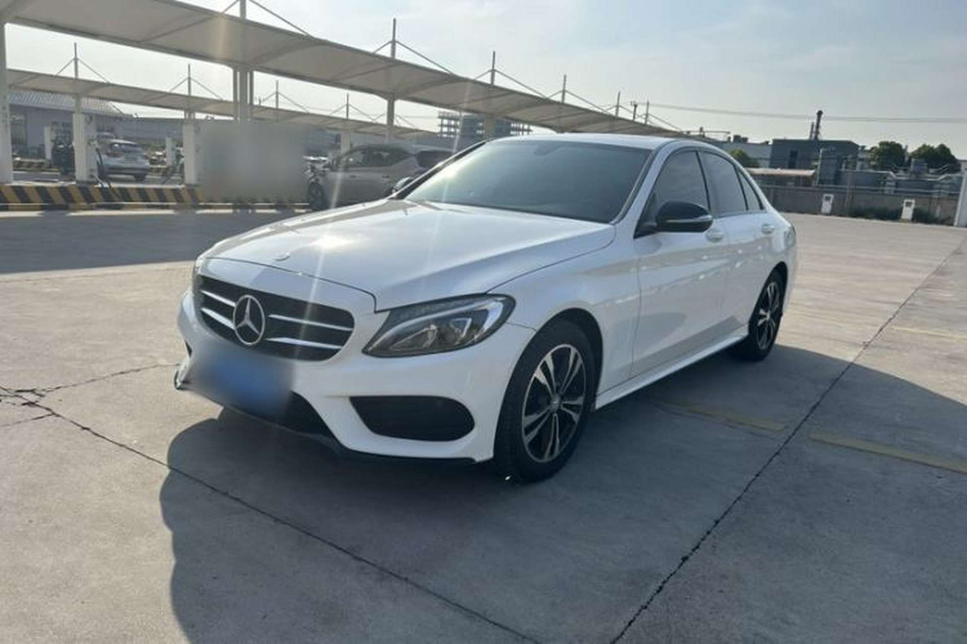 Used Mercedes-Benz C-Class 2015 C 200 Sport Edition Front Left 45 Deg