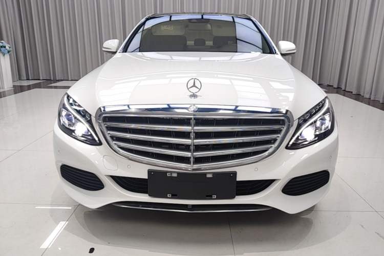 Used Mercedes-Benz C-Class 2015 C 260 L Front