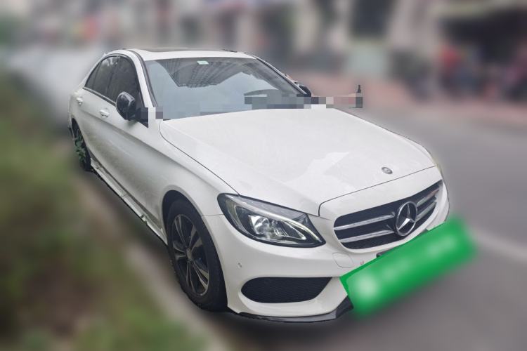 Used Mercedes-Benz C-Class 2015 C 200 Sport Edition Front Right 45 Deg