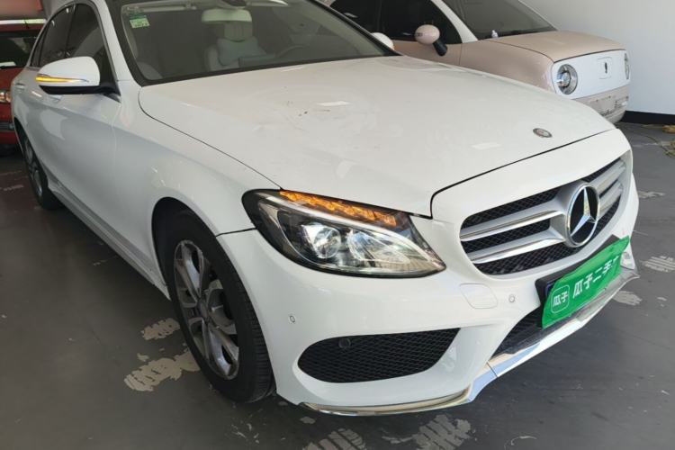 Used Mercedes-Benz C-Class 2015 C 200 L Sport Edition Front Right 45 Deg