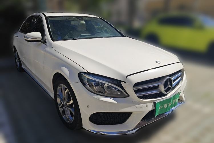 Used Mercedes-Benz C-Class 2015 C 180 L Sport Edition Front Right 45 Deg