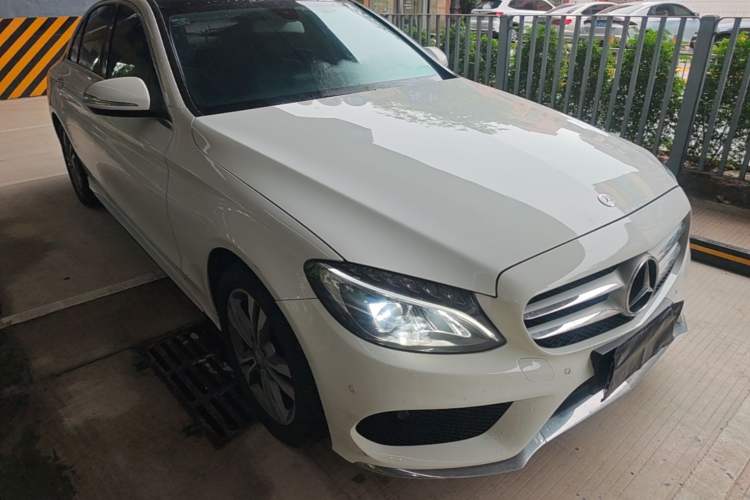 Used Mercedes-Benz C-Class 2015 Revised C 200 L Sport Edition Front Right 45 Deg