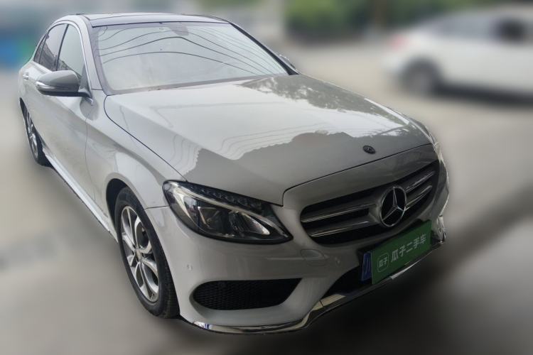 Used Mercedes-Benz C-Class 2015 C 200 L Sport Edition Front Right 45 Deg