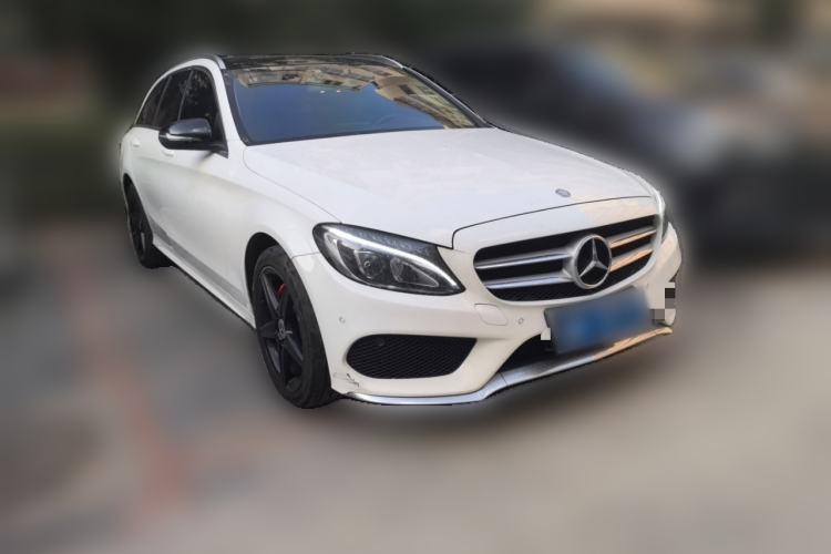 Used Mercedes-Benz C-Class 2015 C 200 station wagon Front Right 45 Deg