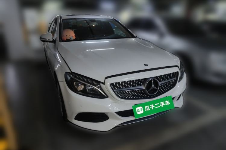 Used Mercedes-Benz C-Class 2015 Facelift C 180 L Front Right 45 Deg