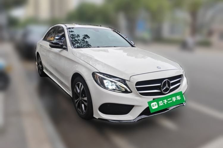 Used Mercedes-Benz C-Class 2015 C 200 Sport Edition Front Right 45 Deg