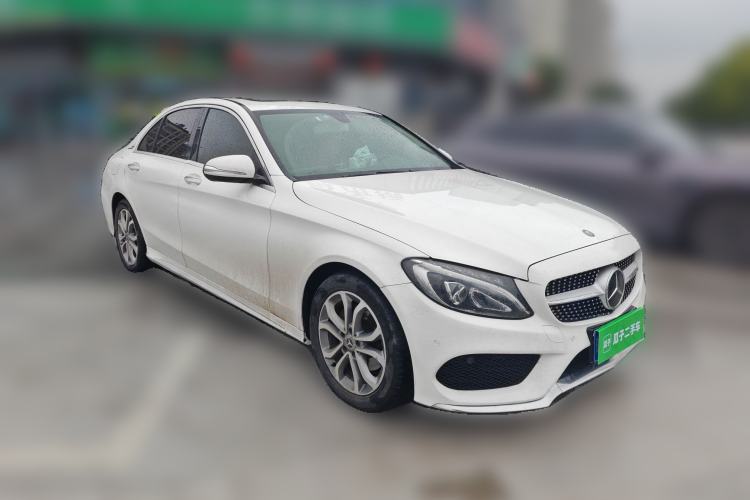 Used Mercedes-Benz C-Class 2015 Restyled C 180 L Sport Edition Front Right 45 Deg