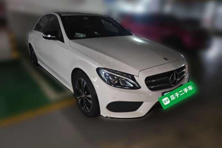 Used Mercedes-Benz C-Class 2015 C 200 Sport Edition Front Right 45 Deg