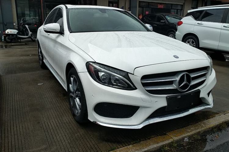 Used Mercedes-Benz C-Class 2015 Restyled C 180 L Sport Edition Front Right 45 Deg