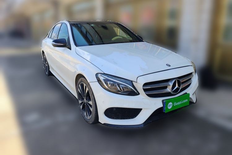 Used Mercedes-Benz C-Class 2015 C 200 Sport Edition 4MATIC Front Right 45 Deg