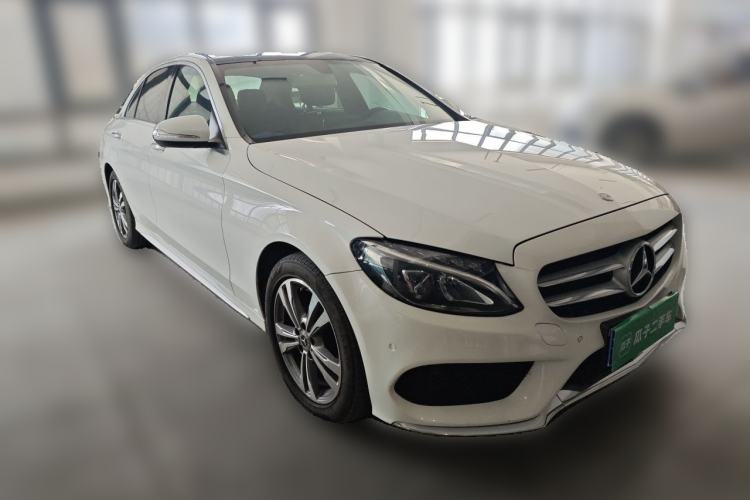 Used Mercedes-Benz C-Class 2015 C 200 L Sport Edition Front Right 45 Deg