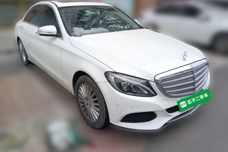 Used Mercedes-Benz C-Class 2015 Facelift C 180 L Front Right 45 Deg