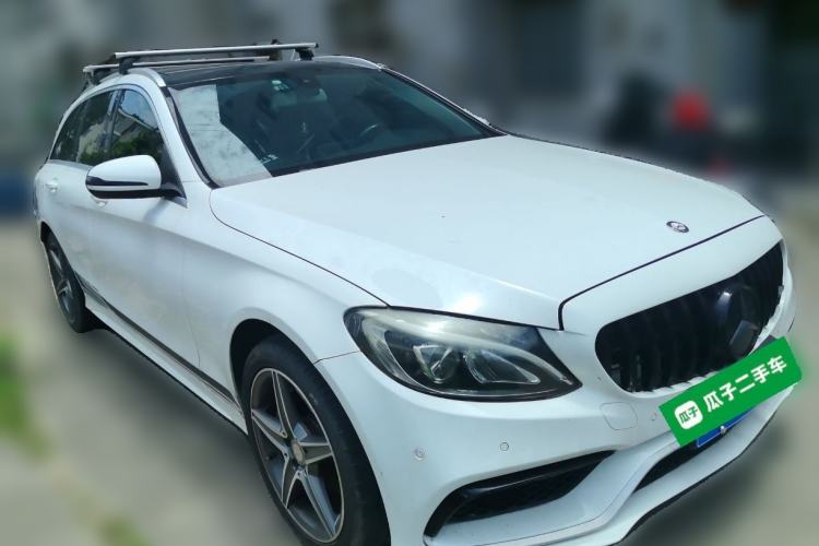 Used Mercedes-Benz C-Class 2015 C 200 station wagon Front Right 45 Deg