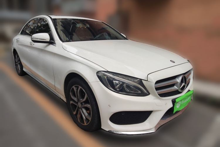Used Mercedes-Benz C-Class 2015 Restyled C 180 L Sport Edition Front Right 45 Deg